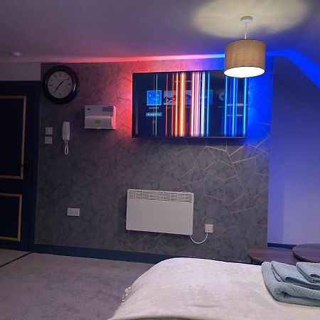 Lovely Studio Apartment Located In Birmingham Exteriér fotografie